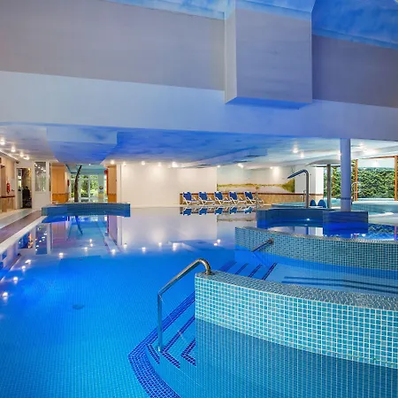 Montana Wellness & Otel 4*