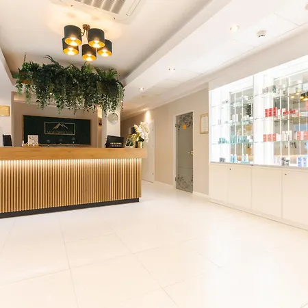 Montana Wellness & 4*