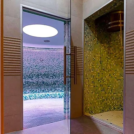 Hotel Montana Wellness &