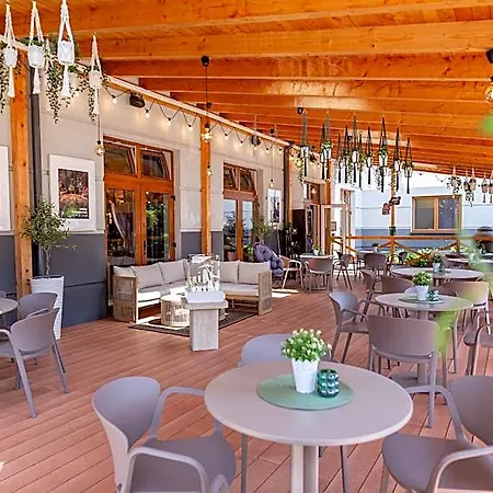 Hotel Montana Wellness & 4*