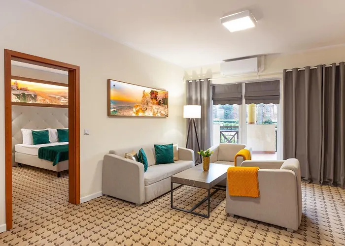 호텔 Montana Wellness & 4*