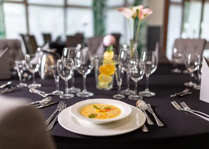 호텔 Montana Wellness & 쿠도바-즈루이